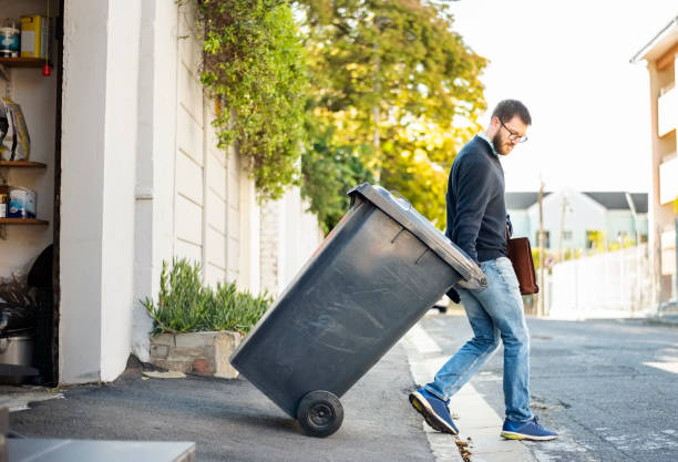 Best Garage Cleanout  in Waynesboro, TN